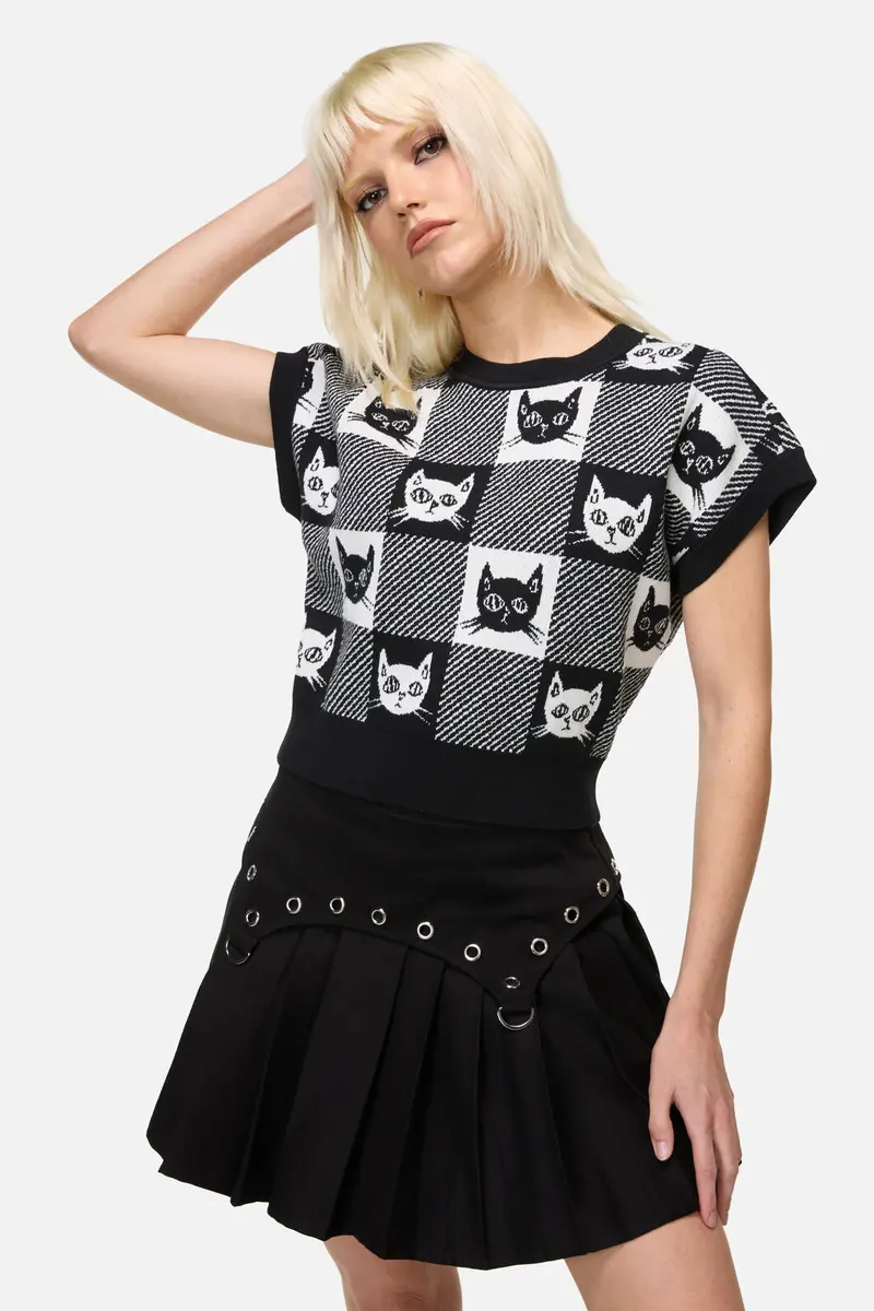 Atomic Cat Knit 1