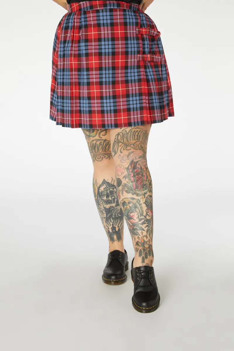 Babe Skirt Curve 1