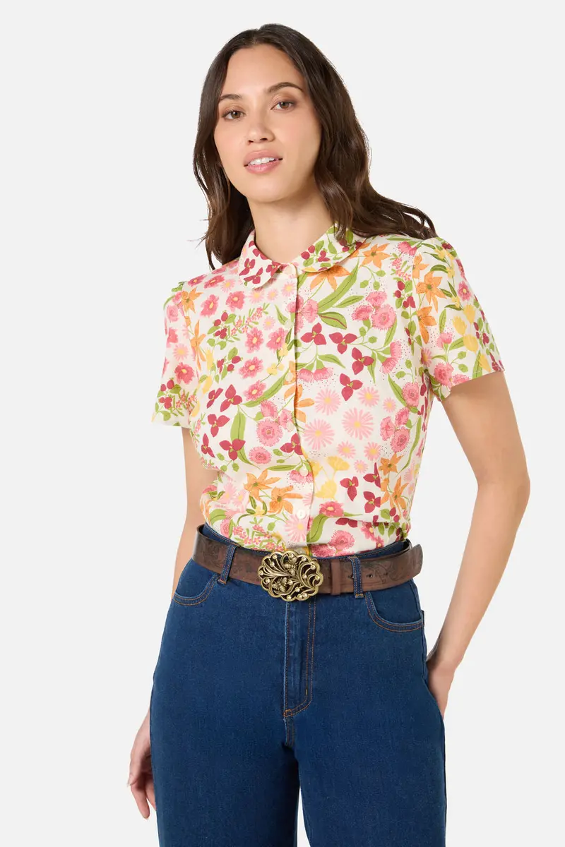 Bee Buckle Embossed Belt 1