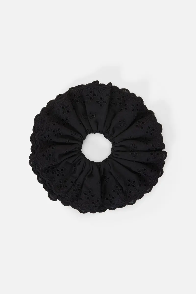 Black Broderie Scrunchie 1