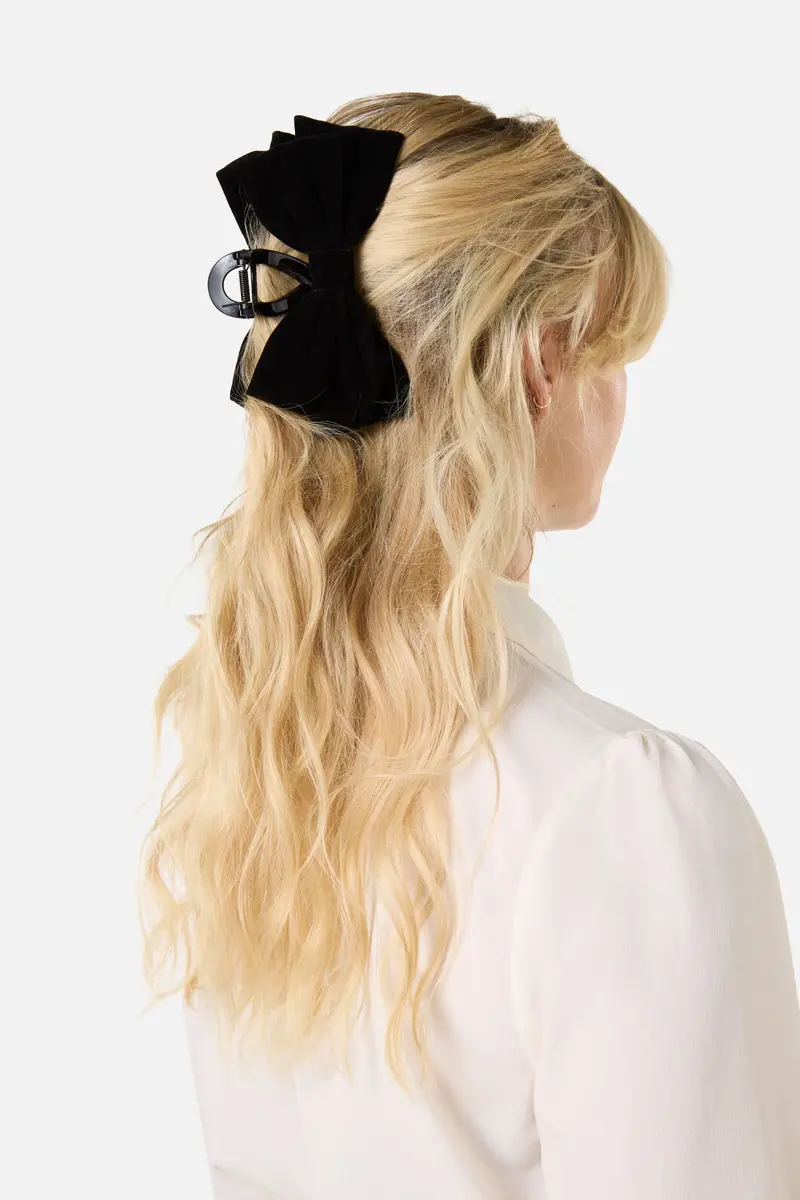 Black Velvet Claw Clip 1