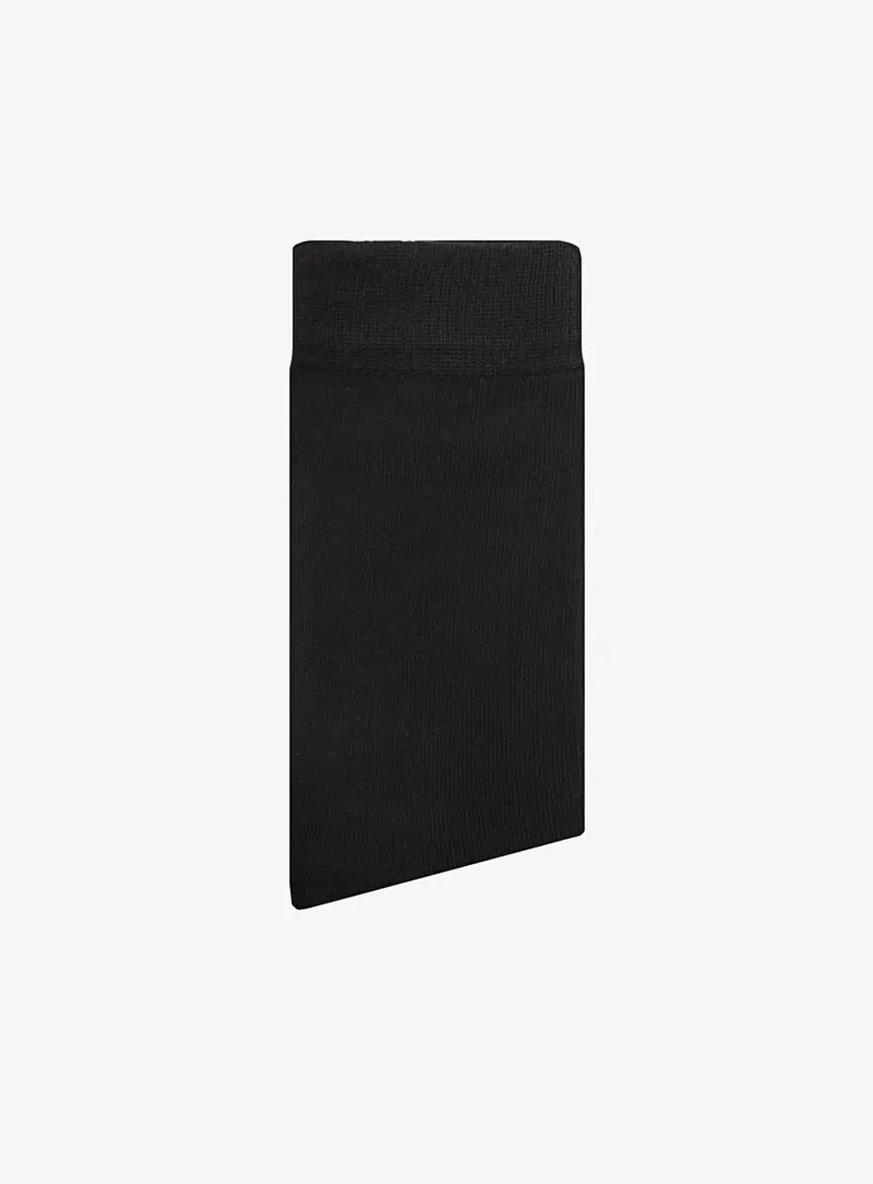 Classic Crew Black Socks 1