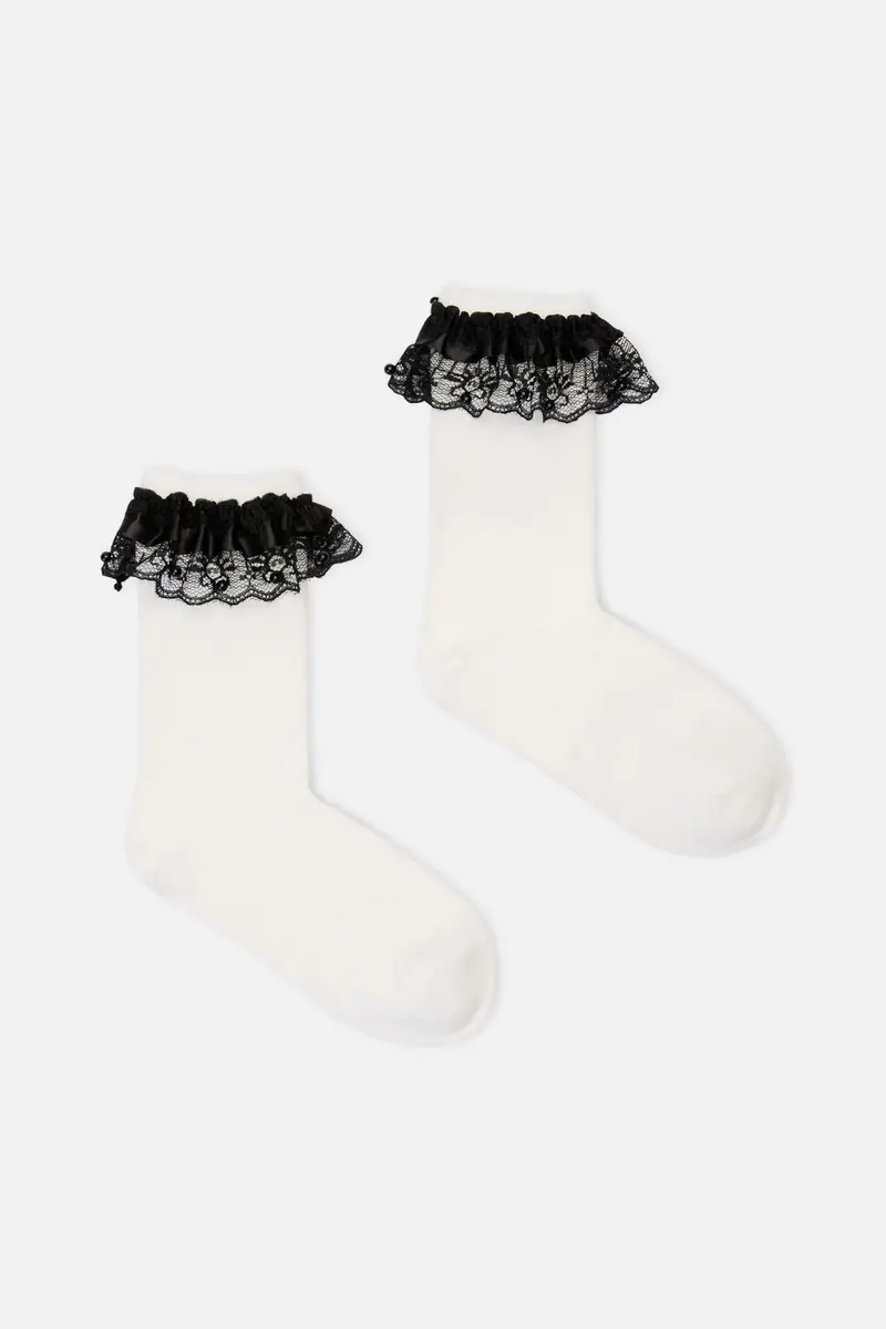 Contrast Lace Socks 1