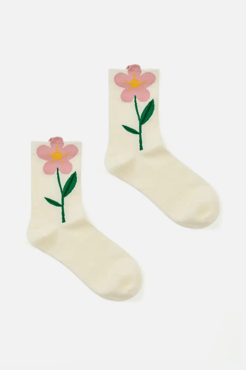Cream Stem Flower Socks 1