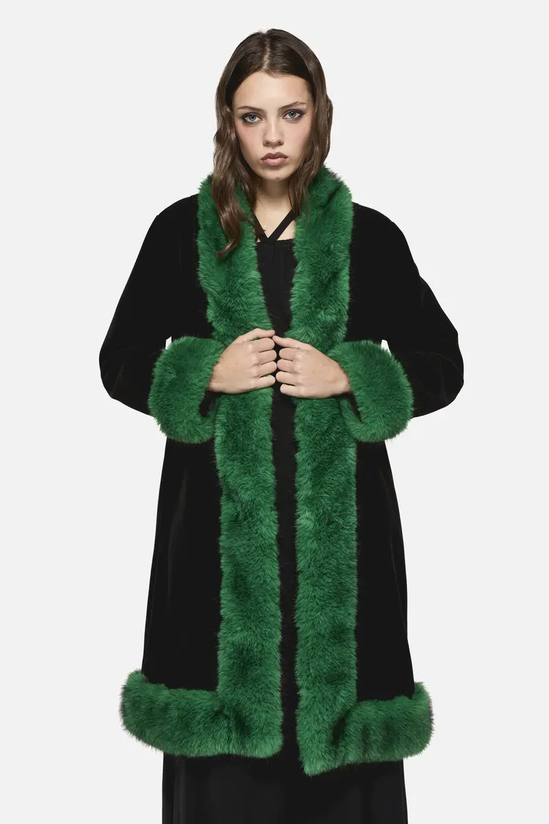 Cub Huddle Fluffy Cord Coat 1