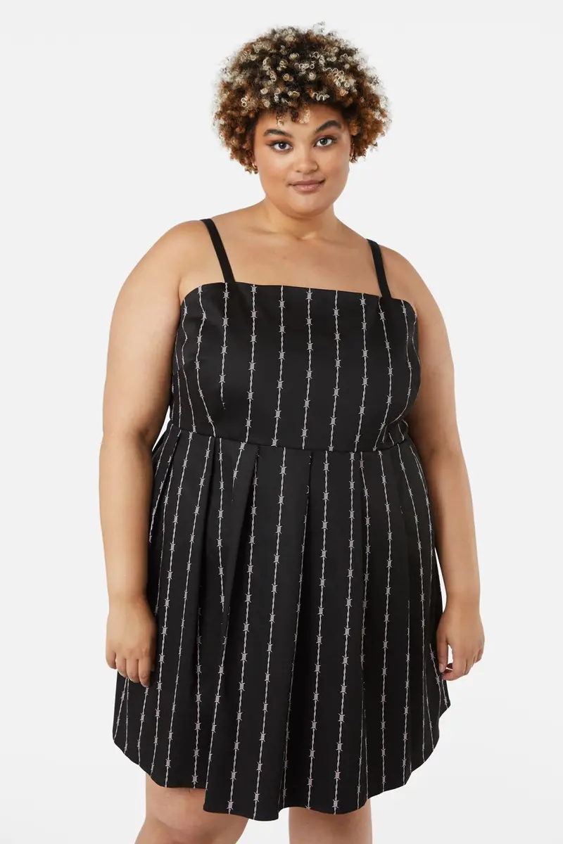 Curve Barbed Wire Bustier Pleated Dress 1