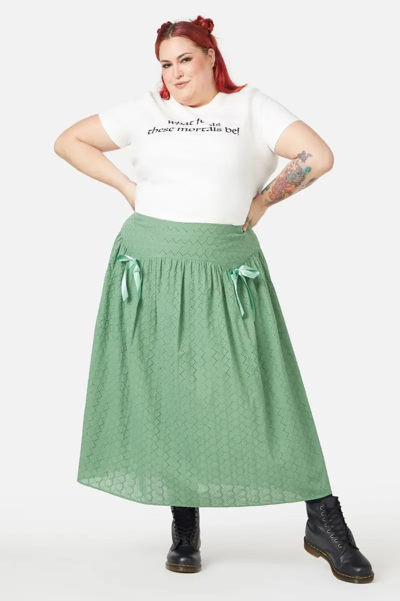 Curve Garden Path Skirt 1