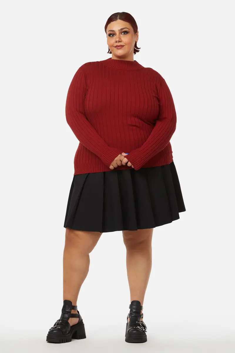 Curve Grave Respect Knit Skivvy 1