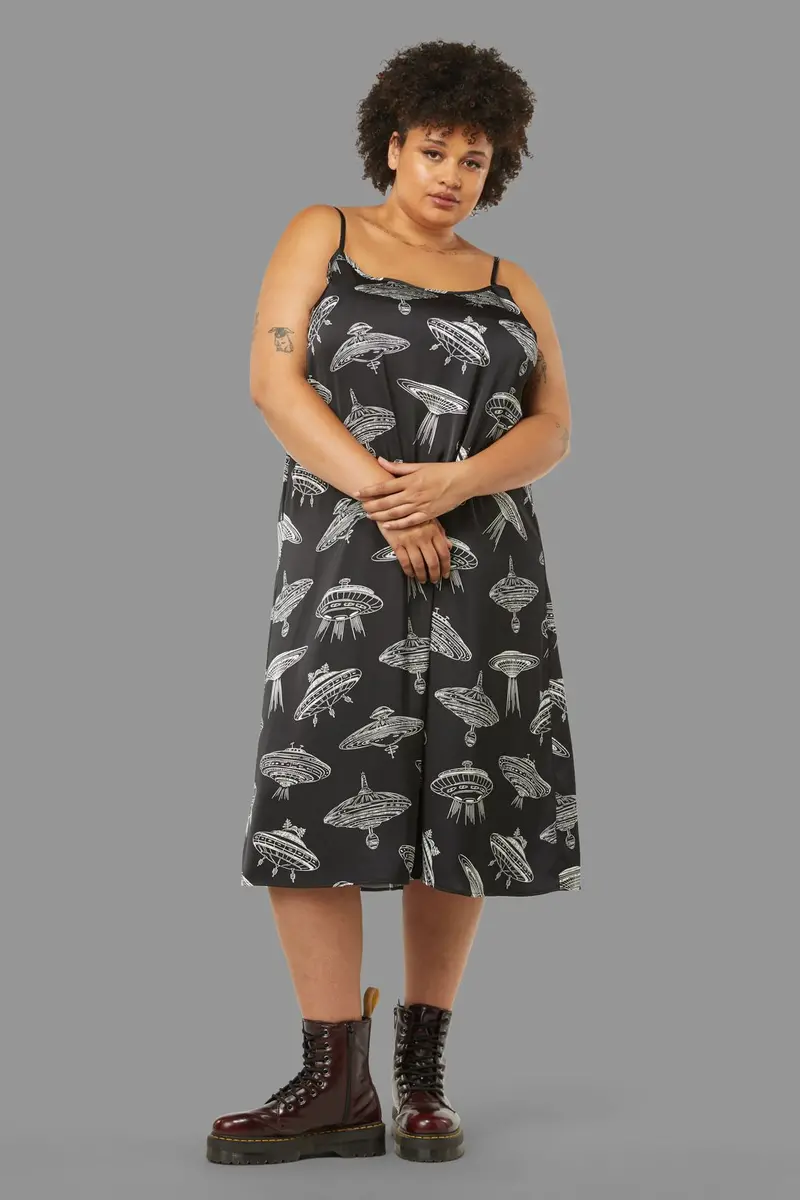Curve Ufo Dress 1