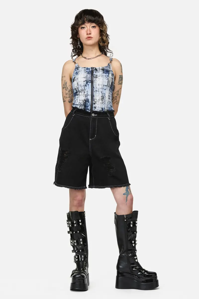 Divination Goth Ripped Short 1