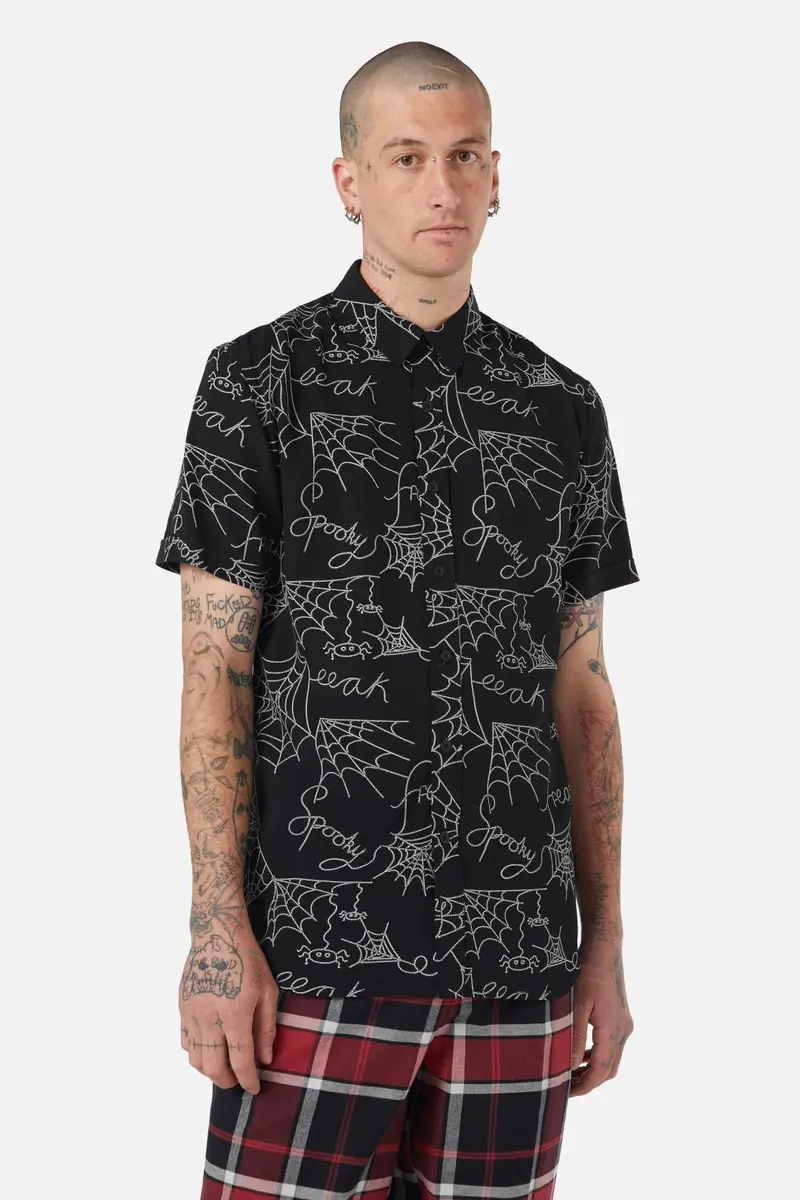 Entangled Printed Ss Shirt 1