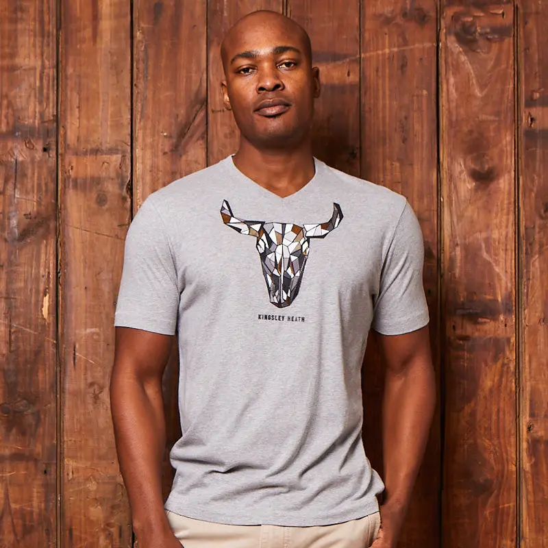 Expressionist Skull V-Neck Tee Vervet 1