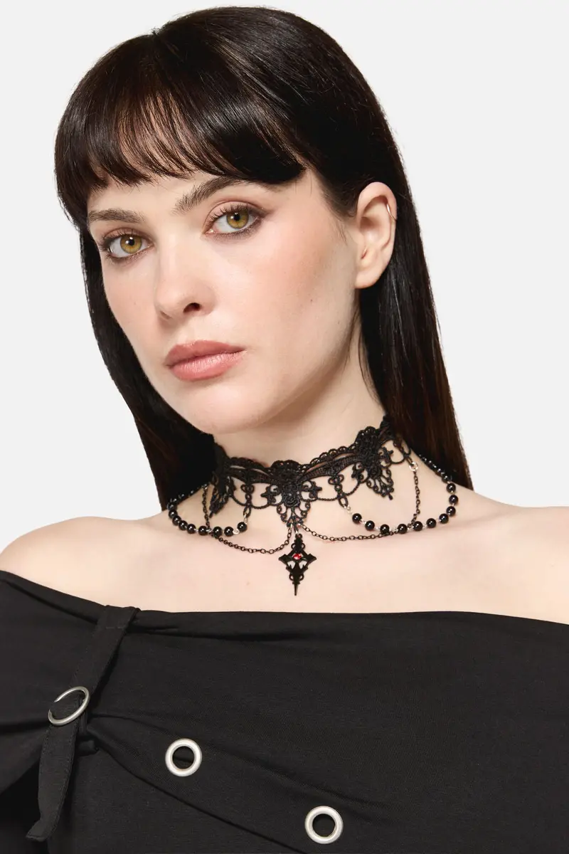 Gothic Bead & Lace Choker 1