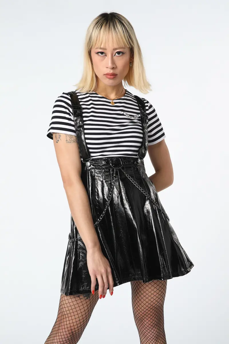 Grunge Pleated Pinny 1