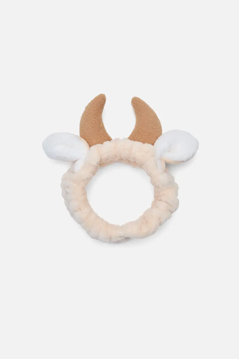 Highland Cow Beauty Headband 1
