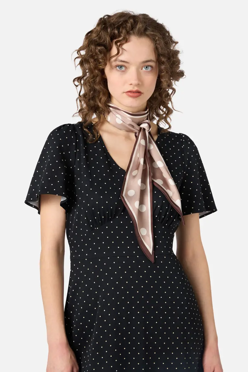 Narrow Spot Satin Scarf 1