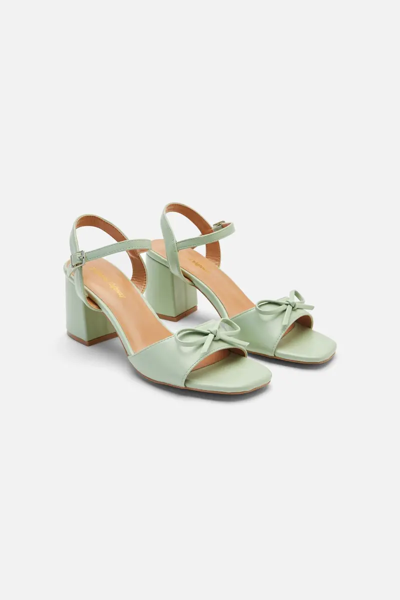 Pistachio Bow Heel 1