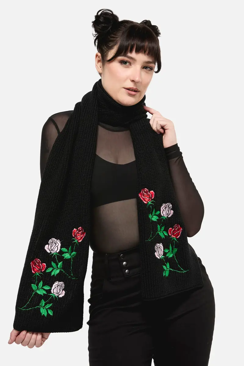 Roses Knit Scarf 1