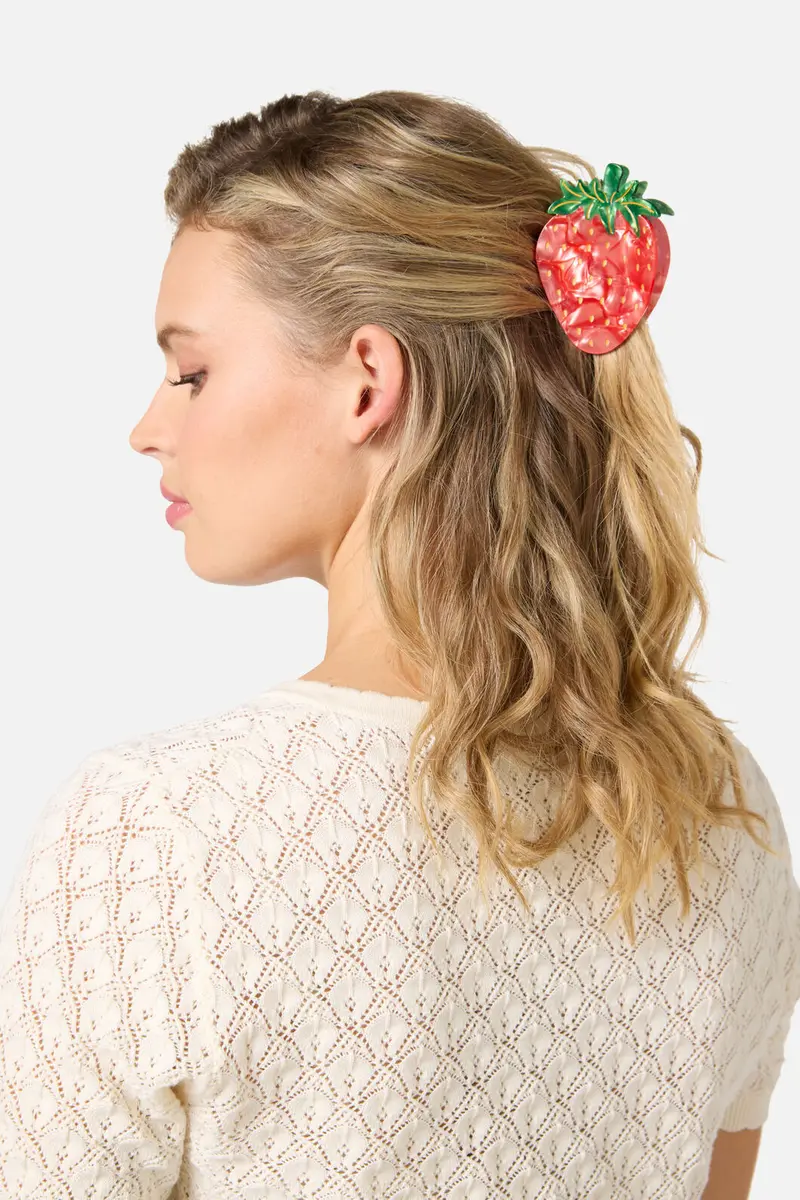 Strawberry Claw Clip 1