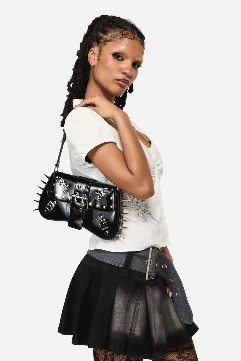 Vixi Spike Handbag 1