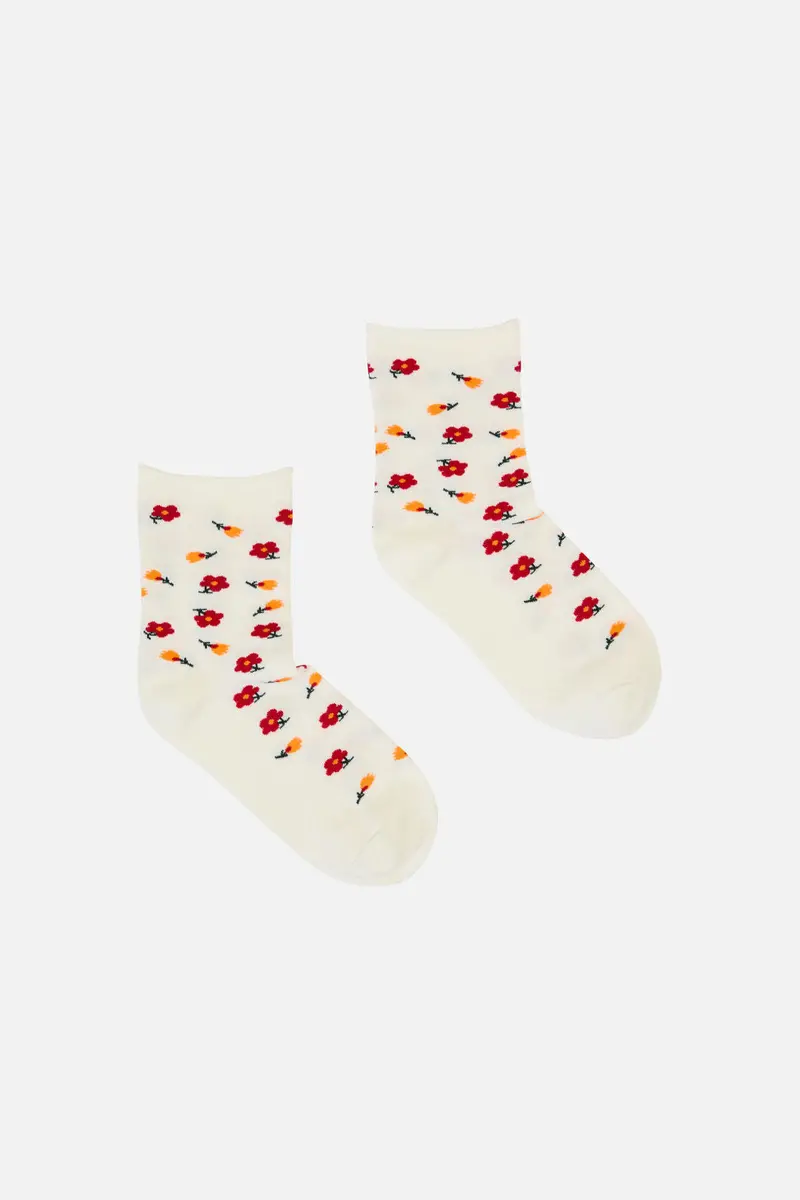 White Dainty Floral Socks 1