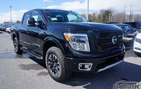 Romik Black Running Boards – Side Steps For 2016–Present Nissan Titan Crew Cab (Ral-Tb) 1